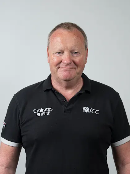 Stuart Cummings