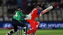 England continue winning run, Sri Lanka stun New Zealand