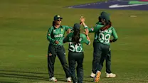 LIVE: Pakistan stall Australia's march with quick wickets