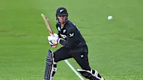 Injury robs New Zealand of Chapman return for Pakistan finale