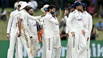 India retain upper hand despite Sri Lanka fightback