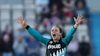 LIVE: New Zealand wrest back control with key wicket