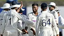 India gain ground in Galle with clinical bowling display