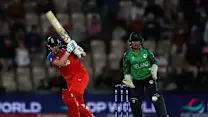 England continue winning run, Sri Lanka stun New Zealand