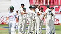 Australia breeze to a big win over South Africa in Durban