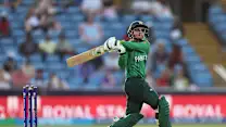 LIVE: Pakistan stumble early against Australia