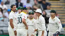 Starc shines as Proteas bring out the runs on opening day