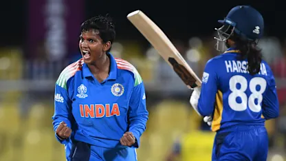Deepti snaps Athapaththu with a ripper | CWC25 thumbnail 