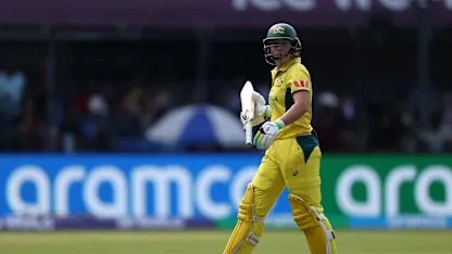 LIVE: New Zealand remove Healy early in CWC25 clash 