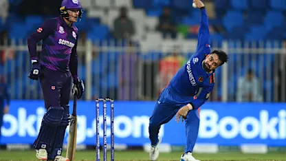 Khan traps Leask for a duck