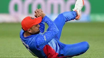 Logo of Rashid Khan takes creative catch to see off Pat Cummins | T20WC 2022