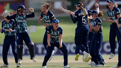 Logo of Scrivens steps up to send England into title decider | U19 Women's T20WC