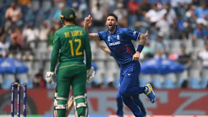 Logo of Topley strikes early to snare de Kock | CWC23