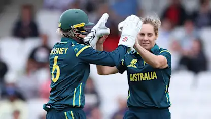 Sophie Molineux removes Nigar Sultana | Women's T20WC 2026 