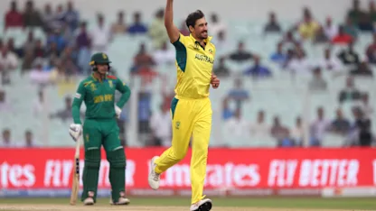 Logo of Starc sends back Bavuma for a duck | CWC23