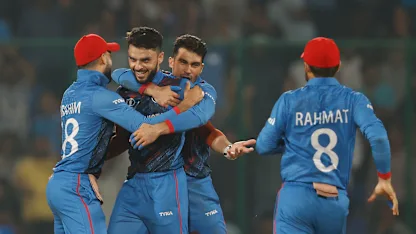 Logo of Naveen-ul-Haq cleans up Jos Buttler with a peach