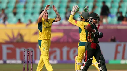 LIVE: Schutt strikes after Bangladesh's steady start 