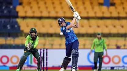 LIVE: England post 133/9 from 31 overs in CWC25 clash