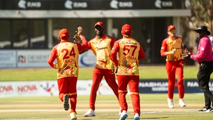 Zimbabwe beat Namibia to keep tri-series final hopes alive