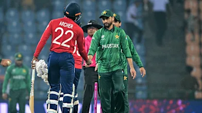 England secure semi-final passage after victory 