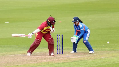 Shreyanka rattles the timber with a beauty | Women's T20WC 2026