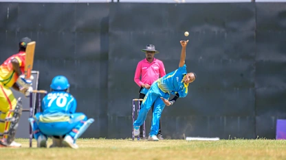 130826 Rwanda Vs Ghana-Elise Gihozo bowls against Ghana