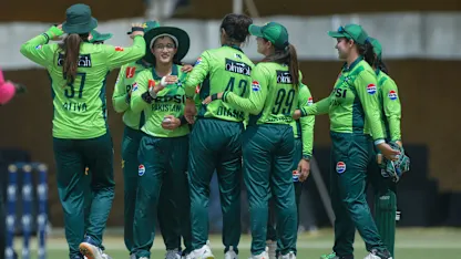 Logo of Pakistan players celebrate wicket of Sharmin Akhter