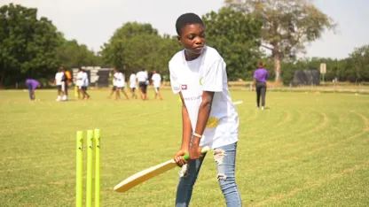 A coaching clinic in Ghana | Women's Cricket Week