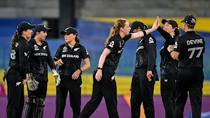 LIVE: Quick strikes leave Sri Lanka five down in CWC25 clash