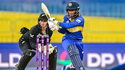 LIVE: Perera-Samarawickrama anchor SL innings in CWC25 clash