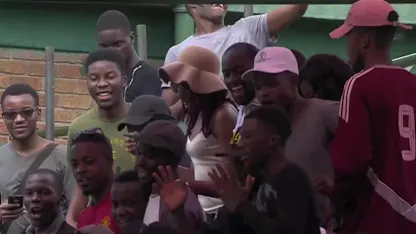 The lively crowd at Harare Sports Club!