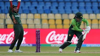 Bangladesh get the big wicket of Fatima Sana | CWC25 thumbnail 