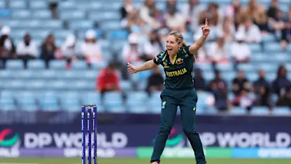 Sophie Molineux gets rid of Sharmin Akhter