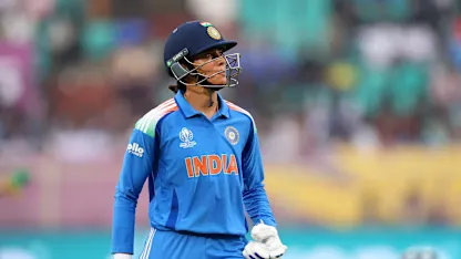 Mlaba gets the prized wicket of Mandhana | CWC25