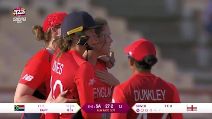 ENG v SA: Lizelle Lee trapped in front