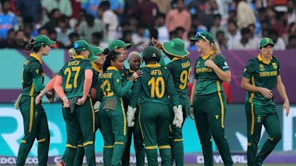 LIVE: Mlaba removes Mandhana, Deol in CWC25 clash