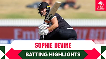 Sophie Devine hit 12 fours and a huge six in a powerful knock