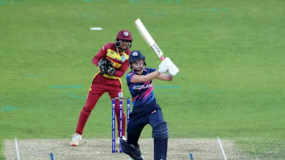 Darcey Carter finds the boundary | Women's T20WC 2026