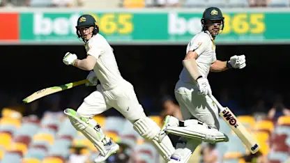 Logo of Head and Labuschagne added 166 runs for the fifth wicket