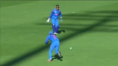 Logo of WICKET: Malik run out by Jadeja for 15