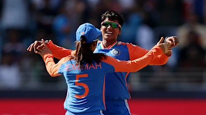 Wicket follows a boundary as Sidra plays on to Deepti | WT20WC 2024