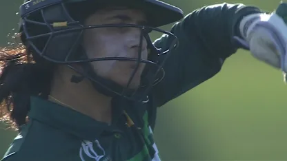 Wicket-Khan-PAKvsIND