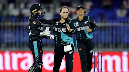 Logo of Melie Kerr outfoxes Nida Dar | WT20WC 2024