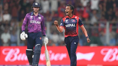 Razor-sharp reflexes from Kami | T20WC 2026