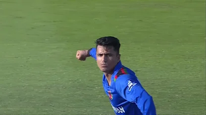 Mujeeb ur Rahman's early strike gives Afghanistan hope