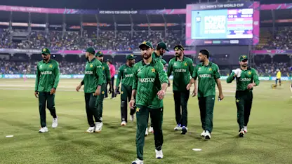 Pakistan leave field after first innings