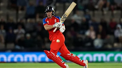 Nat Sciver-Brunt leaves the field | Women's T20WC 2026