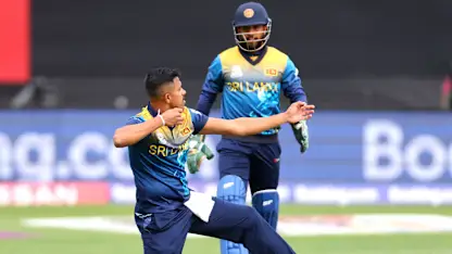 Logo of Maheesh Theekshana straight as an arrow to bowl Lorcan Tucker | T20WC 2022