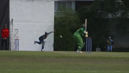 Weerakkody produces a beauty to bowl Zafar