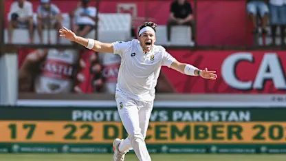 Pacer back after two years for South Africa's series decider